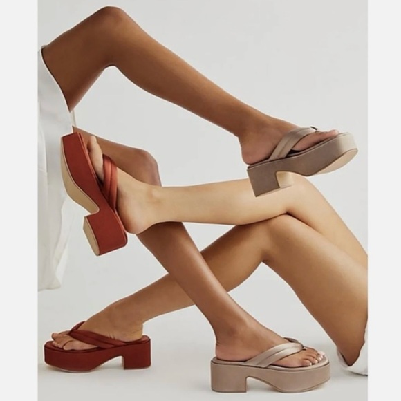 Free People Jeffrey Campbell Finley Satin Platform Sandal Thong Blush 7.5 - Picture 2 of 9